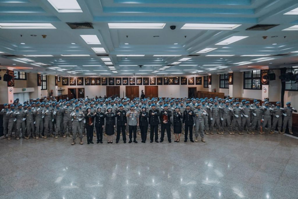 Sukses Bertugas di Sudan, 5 Personel Terbaik Polda NTT Dianugerahi Bakti Buana dari Presiden