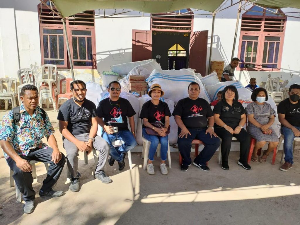 Peduli Korban Bencana di NTT, Ikatan Notaris Indonesia Salurkan Bantuan Bernilai Rp 150 Juta