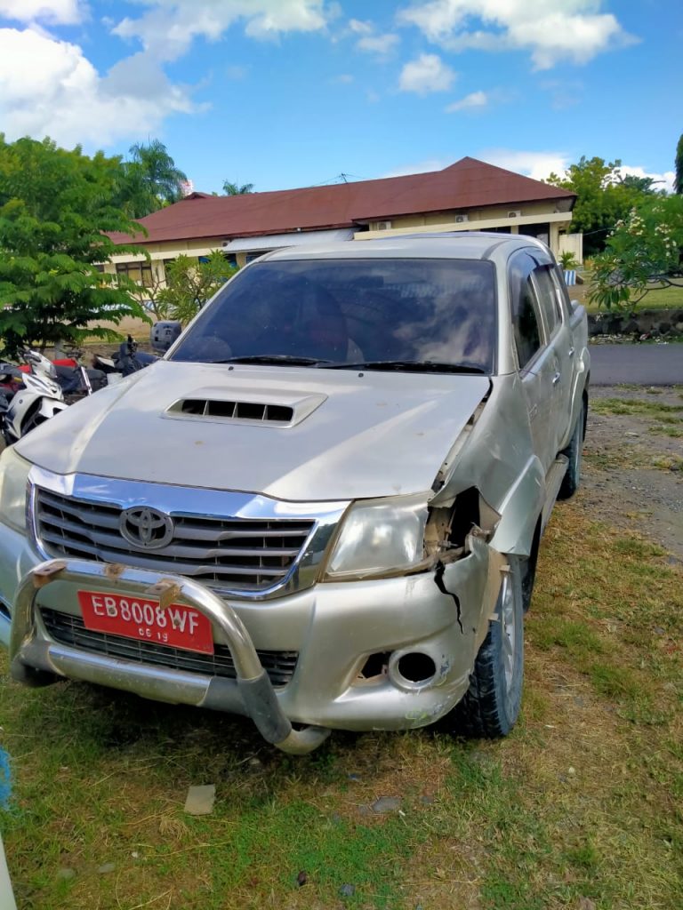 Diduga Mabuk, Camat di Lembata Tabrak Kios hingga Pemilik Sekarat