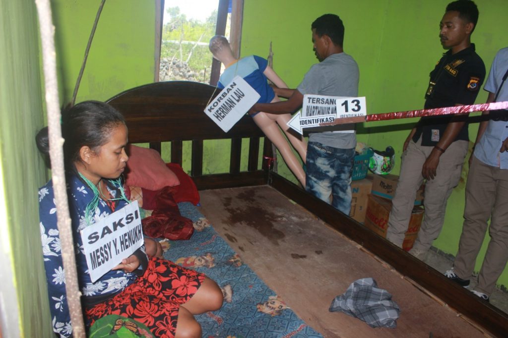 Rekonstruksi Pembunuhan di Rote Ndao, Tersangka Peragakan Belasan Adegan, Korban Nodai Istri Pelaku