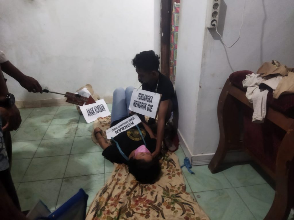 Rekonstruksi Kasus Dugaan Suami Bunuh Istri di Kupang, Tersangka Peragakan 20 Adegan