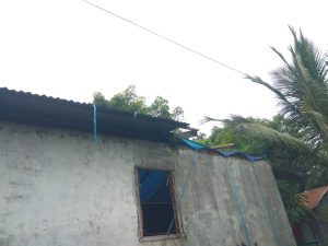 MIRIS! Mahasiswa Alor Gelar MPAB di Bangunan Rusak Korban Badai Seroja