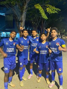 Derby Lamaholot Panaskan Malam di Stadion Oepoi, Persebata Lembata Bungkam Persap Alor 2-0, Melaju ke Babak 8 Besar