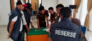 Polda NTT Limpahkan Lima Tersangka Narkotika ke Kejari Ngada, Segera Disidangkan